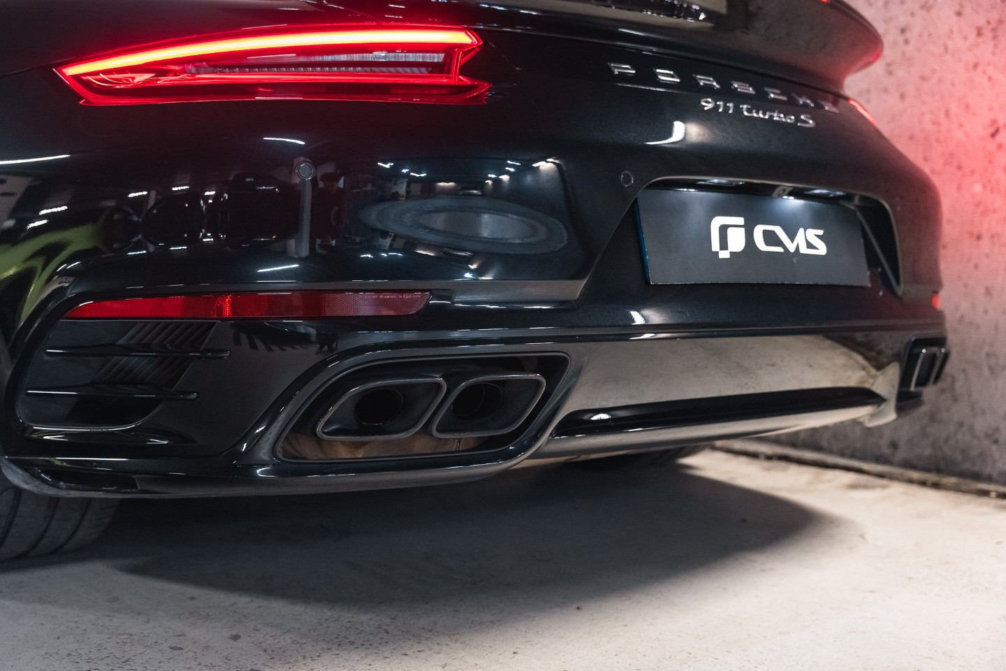 
                                                Voiture
                                                 Porsche 911 (991.2) Turbo S 3.8 580