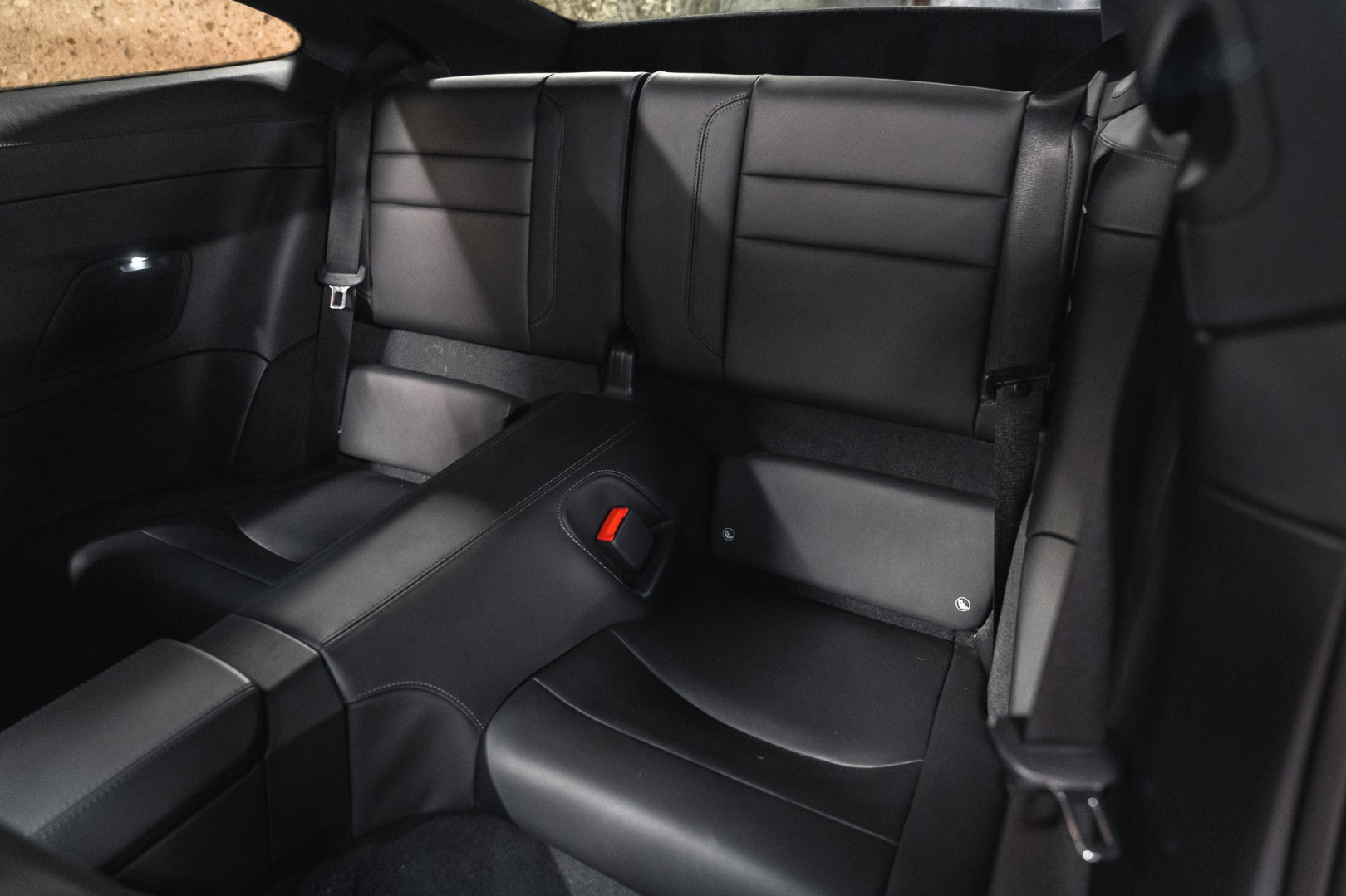 
                                                Voiture
                                                 Porsche 911 (992.1) Carrera S 3.0 450 PDK