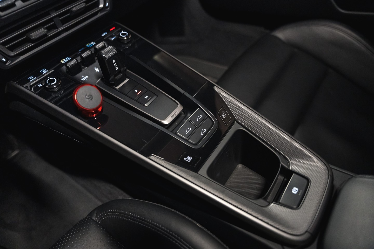 
                                                Voiture
                                                 Porsche 911 (992.1) Carrera S 3.0 450 PDK