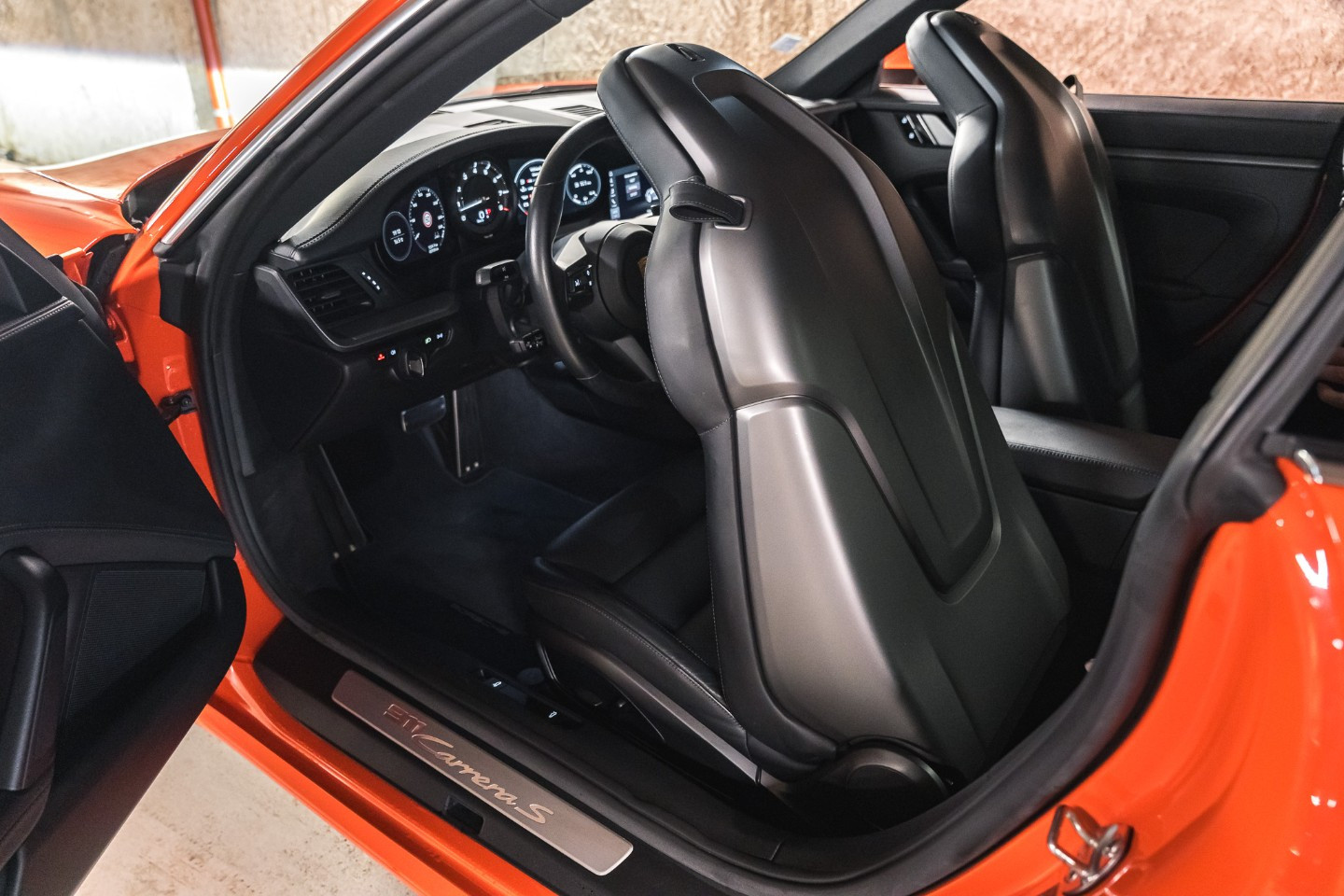 
                                                Voiture
                                                 Porsche 911 (992.1) Carrera S 3.0 450 PDK