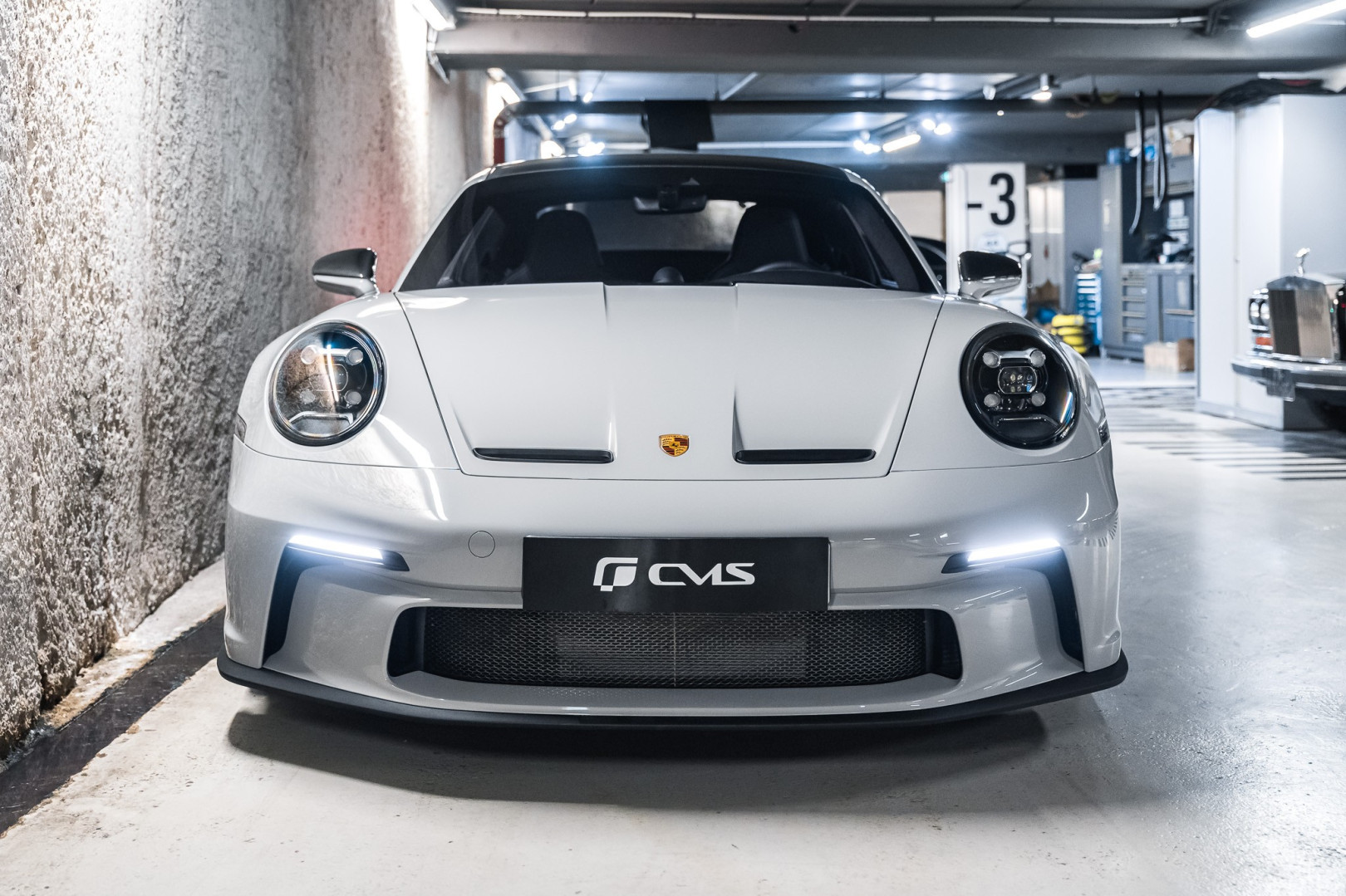 
                                                Voiture
                                                 Porsche 911 (992.1) GT3 Touring 4.0 510 PDK
