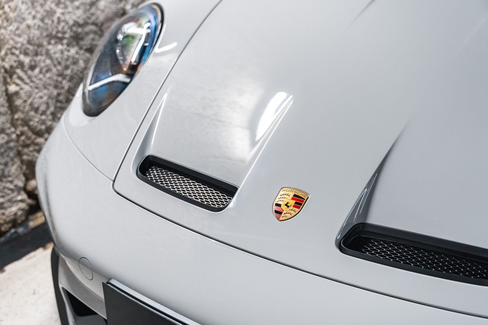 
                                                Voiture
                                                 Porsche 911 (992.1) GT3 Touring 4.0 510 PDK