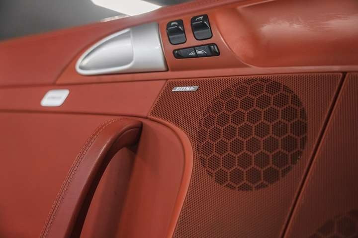 
                                                Voiture
                                                 Porsche 911 (997.2) Carrera 4