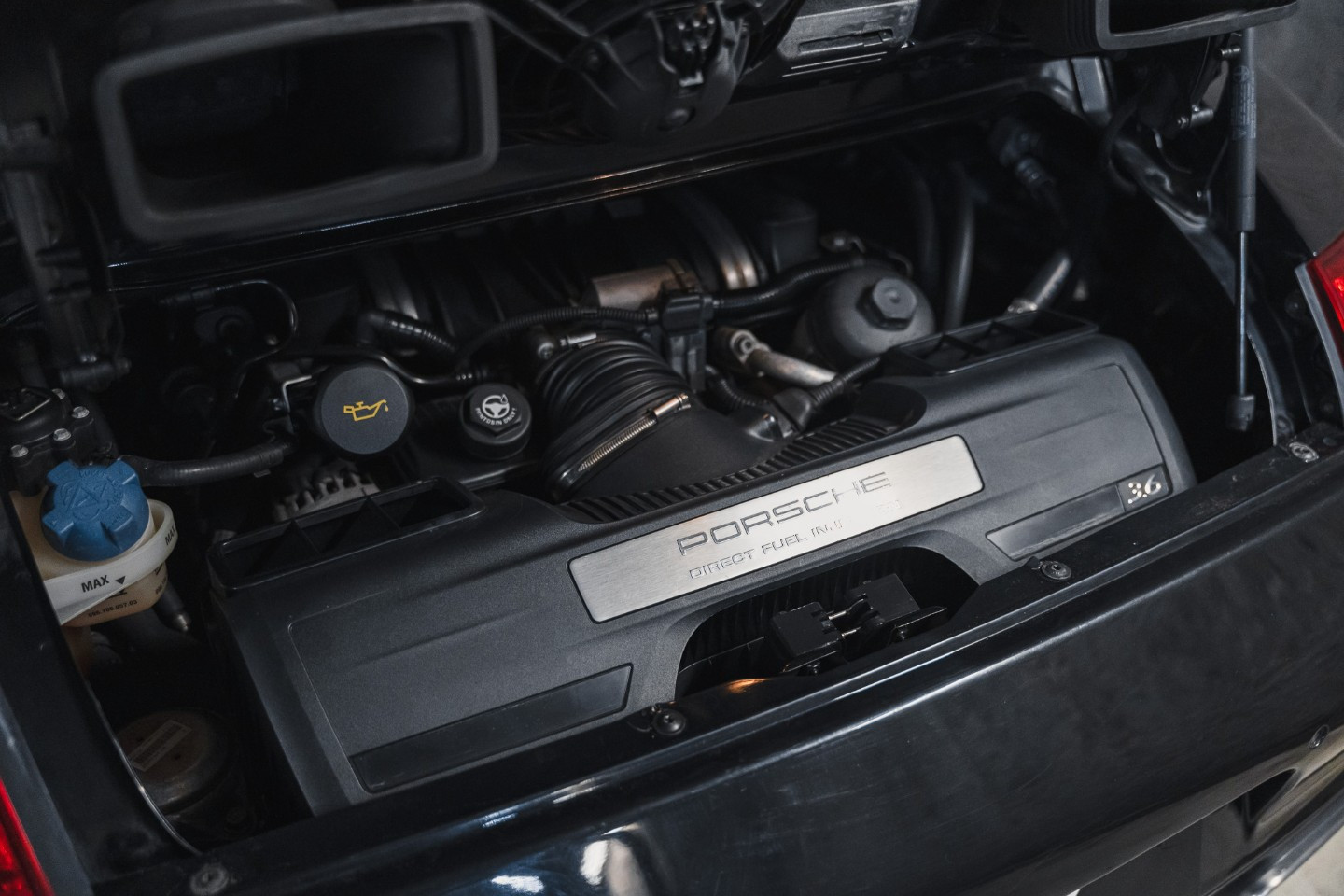 
                                                Voiture
                                                 Porsche 911 (997.2) Carrera 4