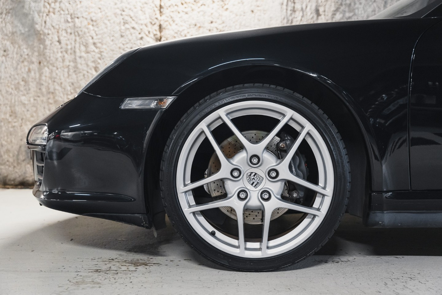 
                                                Voiture
                                                 Porsche 911 (997.2) Carrera 4