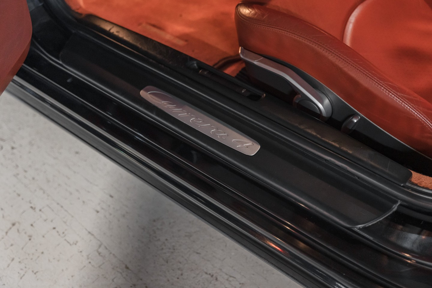 
                                                Voiture
                                                 Porsche 911 (997.2) Carrera 4