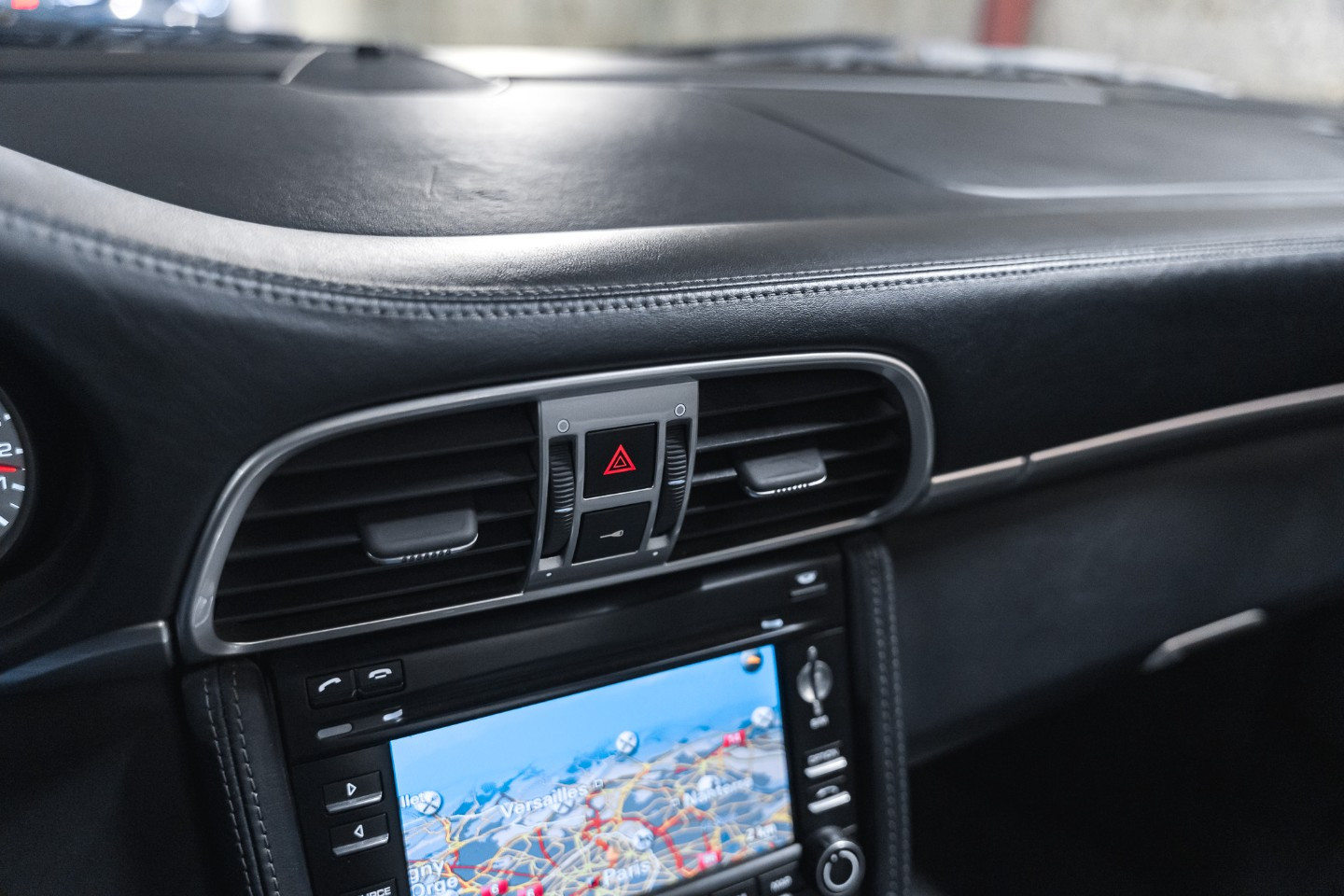 
                                                Voiture
                                                 Porsche 911 (997.2) Carrera 4S