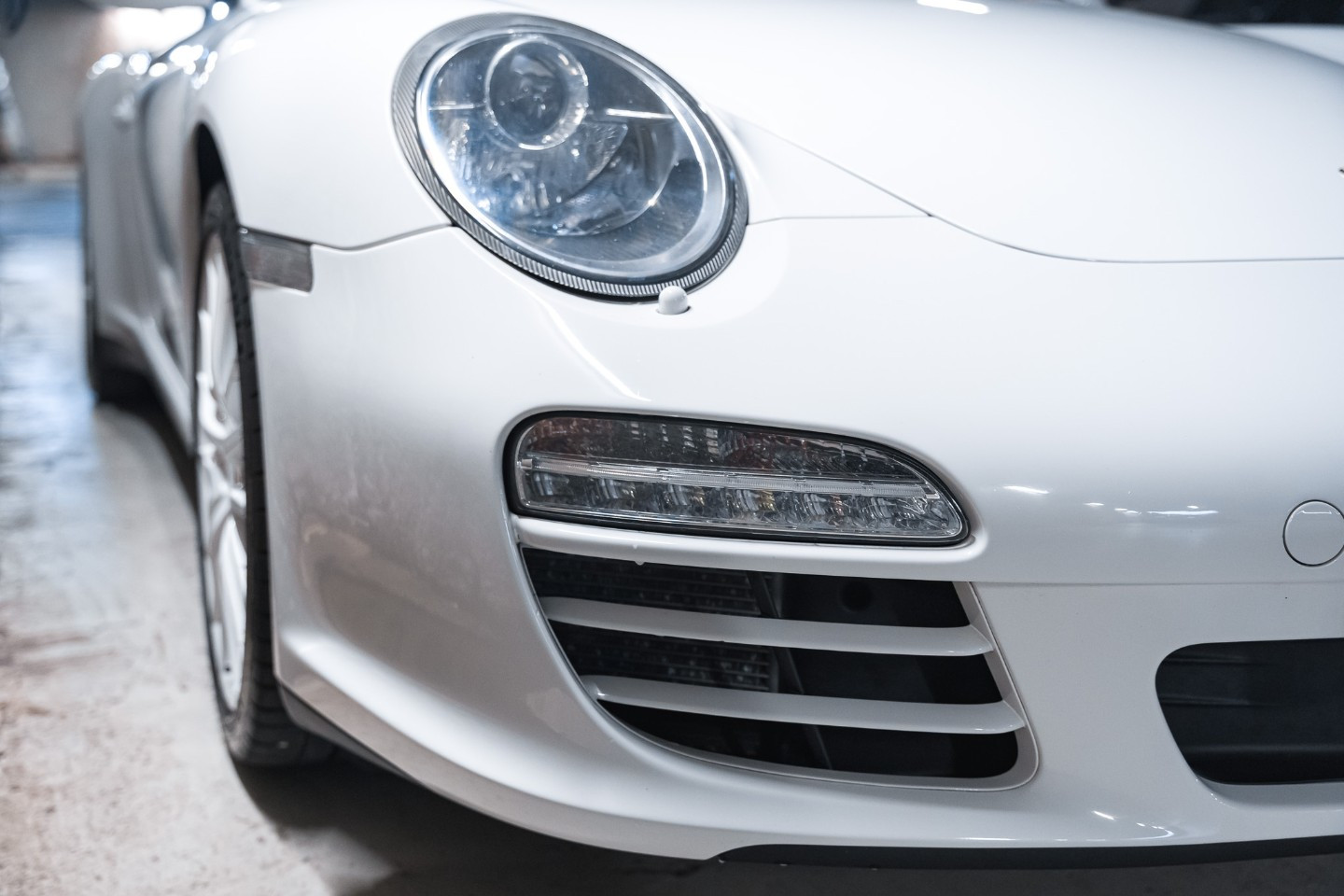 
                                                Voiture
                                                 Porsche 911 (997.2) Carrera 4S