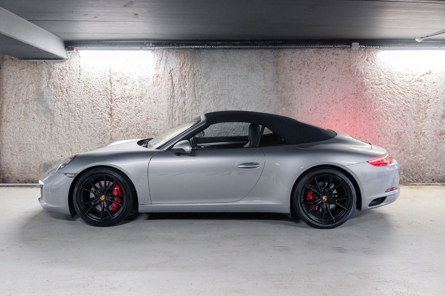 
                                                Voiture
                                                 Porsche (991.2) Carrera S Cabriolet