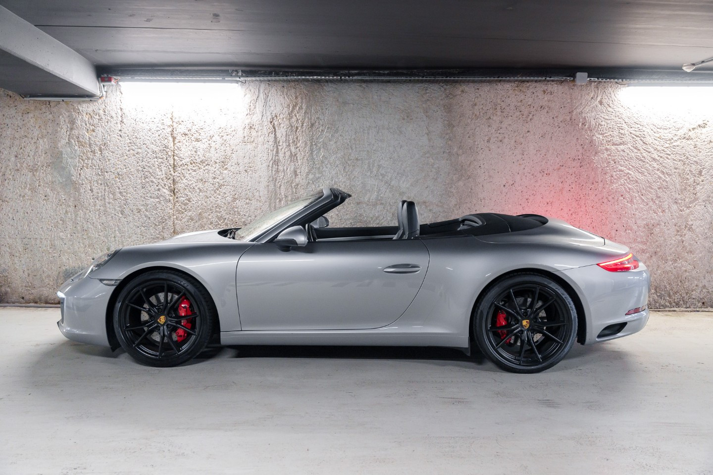 
                                                Voiture
                                                 Porsche (991.2) Carrera S Cabriolet