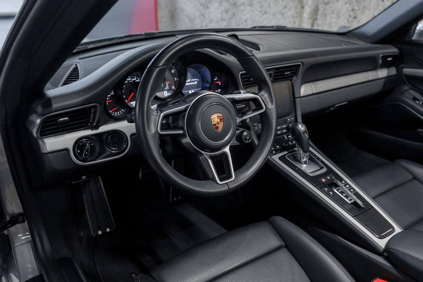 
                                                Voiture
                                                 Porsche (991.2) Carrera S Cabriolet