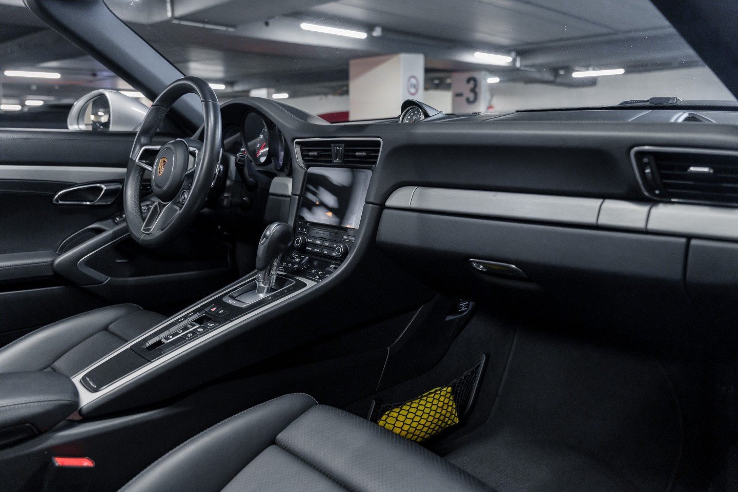 
                                                Voiture
                                                 Porsche (991.2) Carrera S Cabriolet