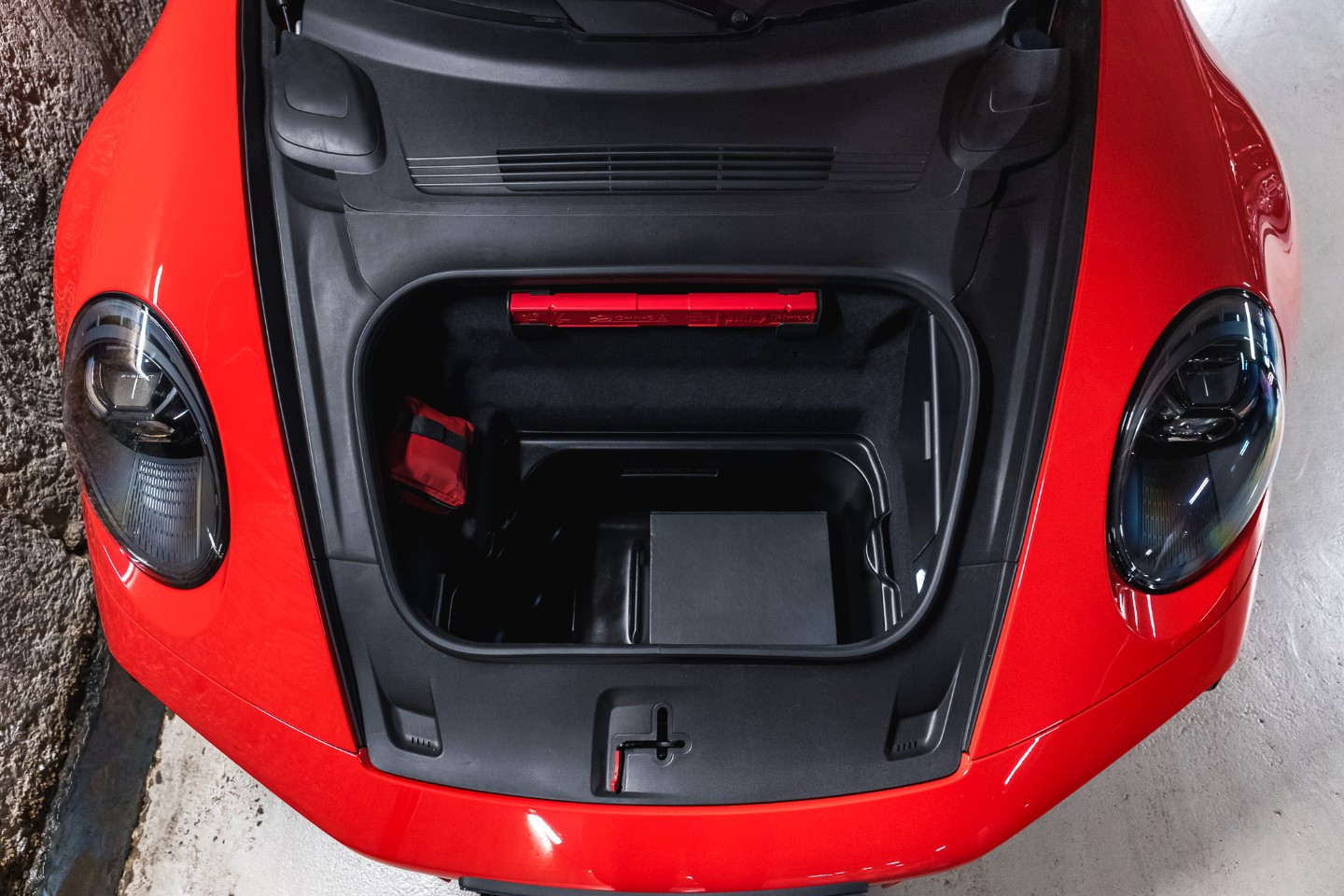 
                                                Voiture
                                                 Porsche 992 911 (992.1) Turbo S Cabriolet 3.8 650