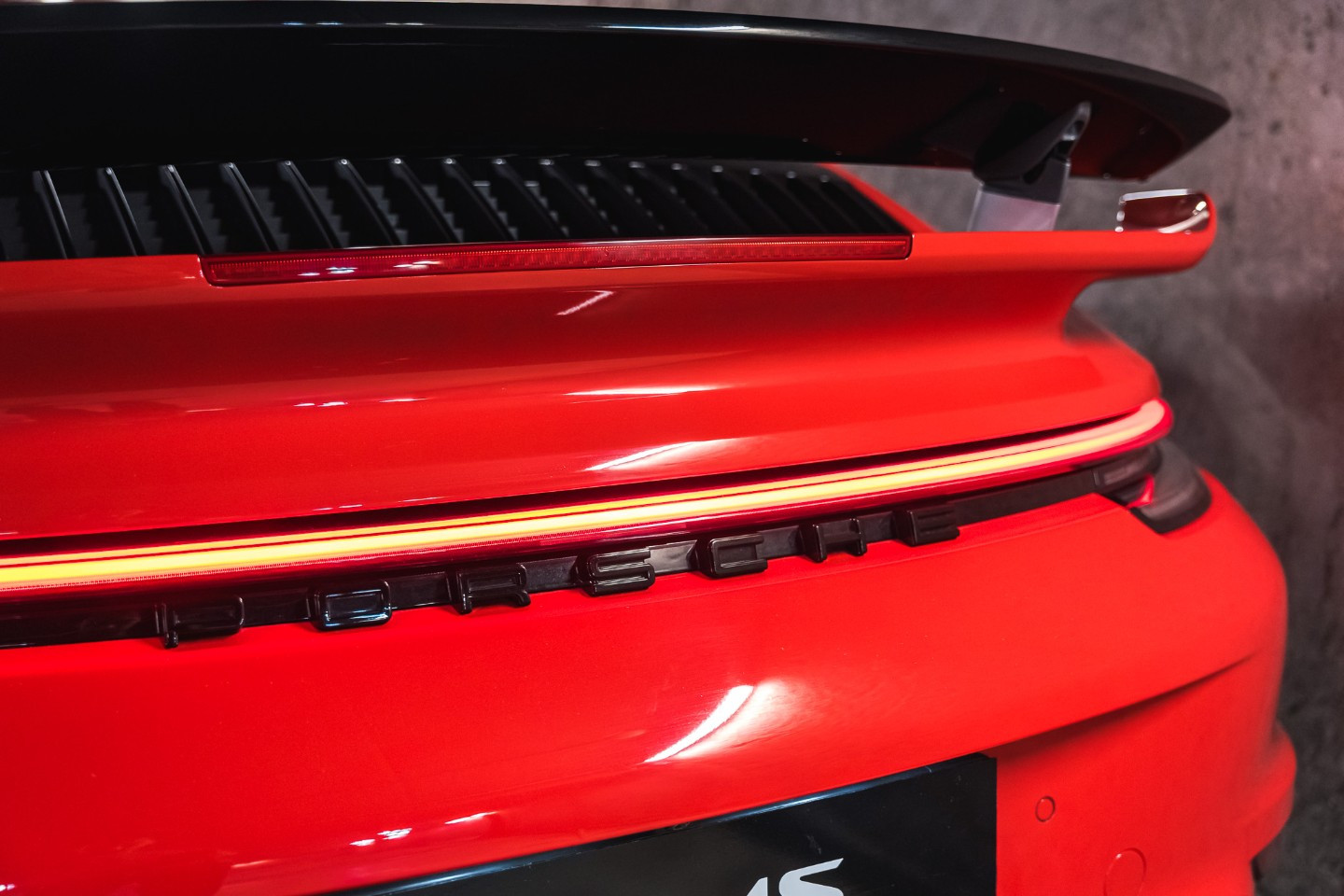 
                                                Voiture
                                                 Porsche 992 911 (992.1) Turbo S Cabriolet 3.8 650