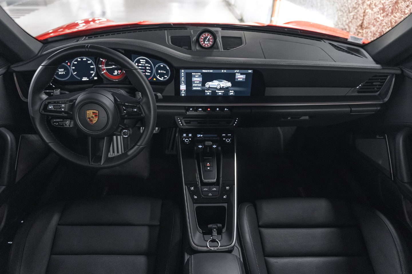 
                                                Voiture
                                                 Porsche 992 911 (992.1) Turbo S Cabriolet 3.8 650