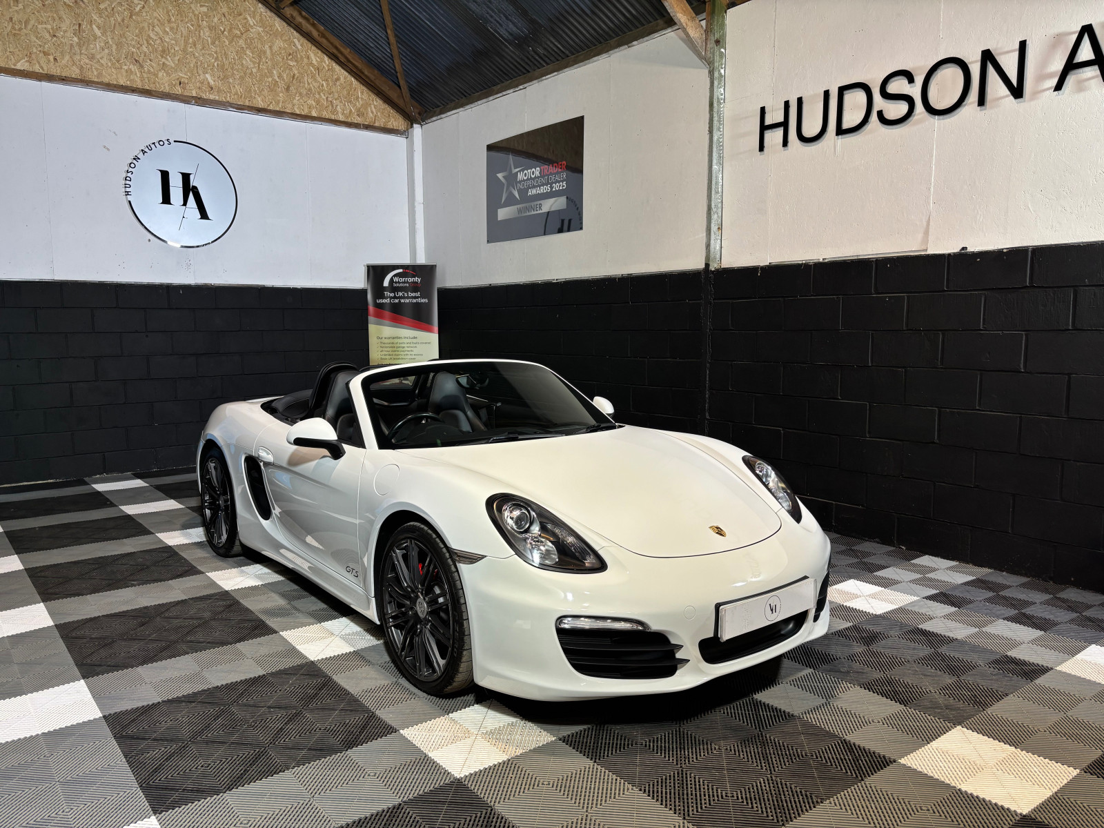 
                                                Voiture
                                                 Porsche Boxster / 718 Boxster Black Edition