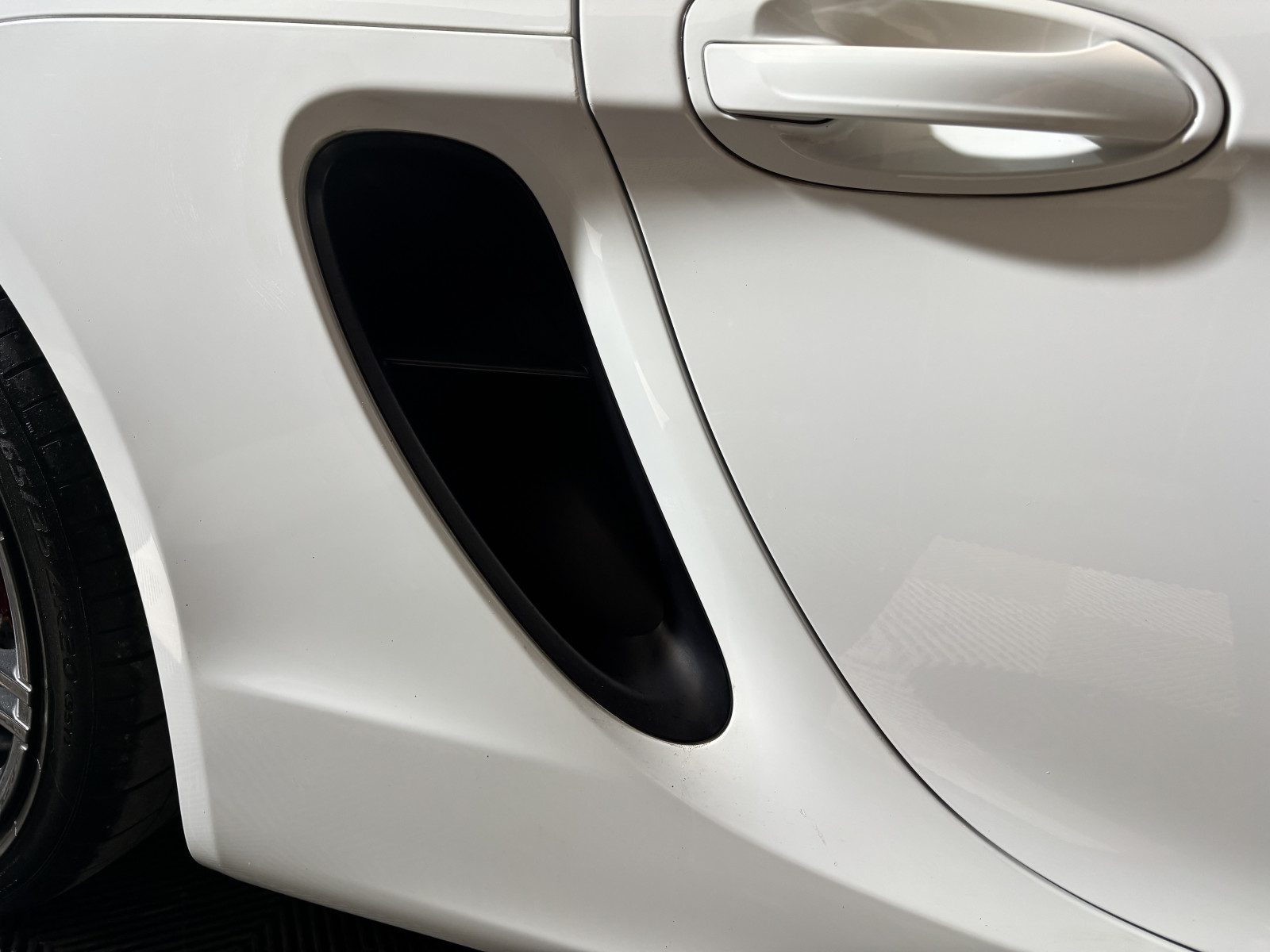 
                                                Voiture
                                                 Porsche Boxster / 718 Boxster Black Edition