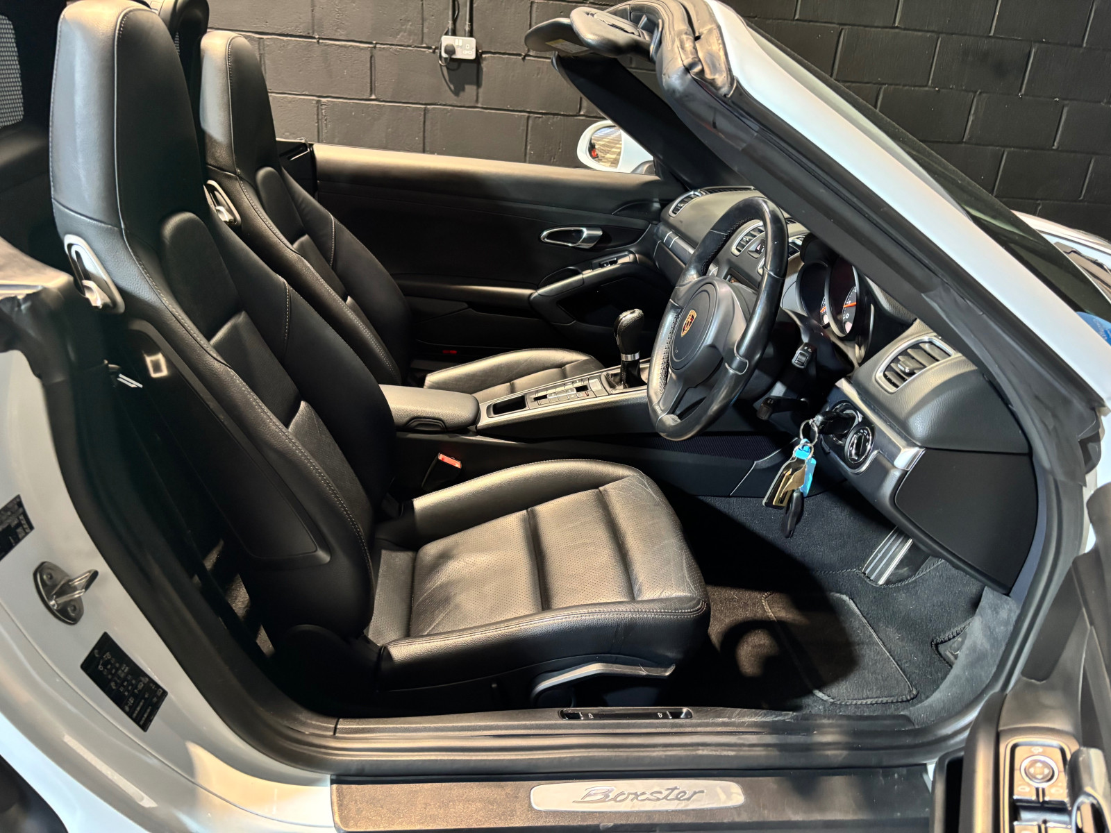 
                                                Voiture
                                                 Porsche Boxster / 718 Boxster Black Edition