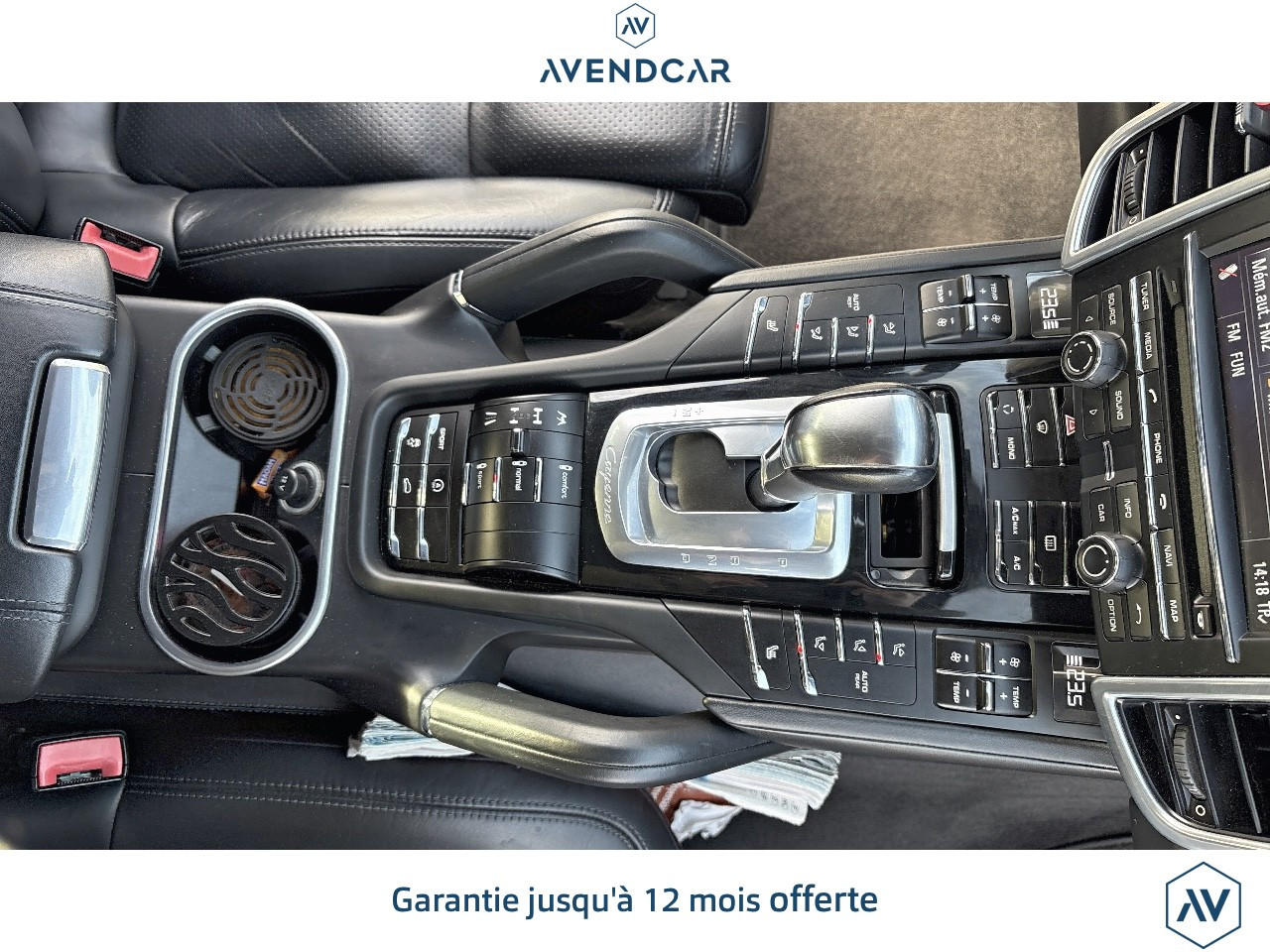 
                                                Voiture
                                                 Porsche Cayenne 3.0 V6 D 240 PLATINIUM EDITION TIPTRONIC