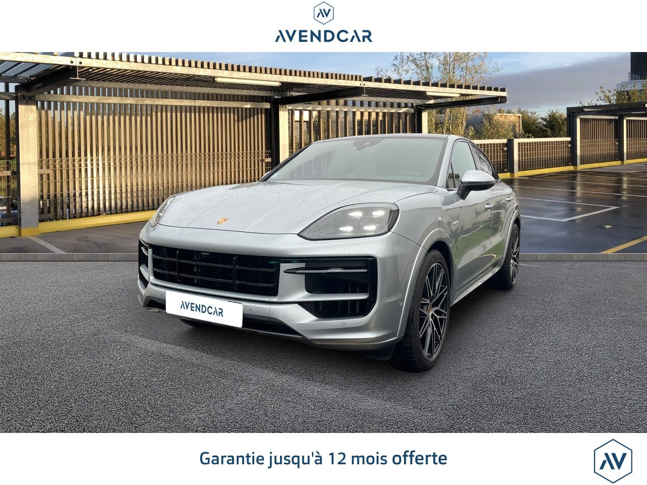 
                                                Voiture
                                                 Porsche Cayenne Coupé E-Hybrid 470 cv