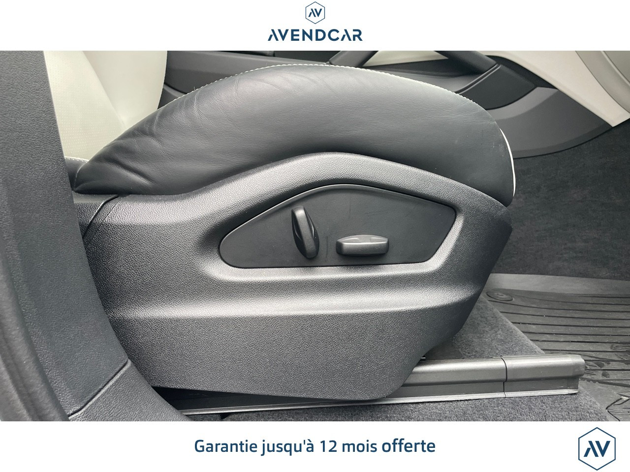 
                                                Voiture
                                                 Porsche Cayenne Coupé E-Hybrid 470 cv