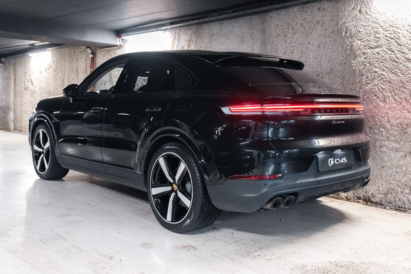 
                                                Voiture
                                                 Porsche Cayenne (III.II) Coupe E-Hybrid V6 3.0 470