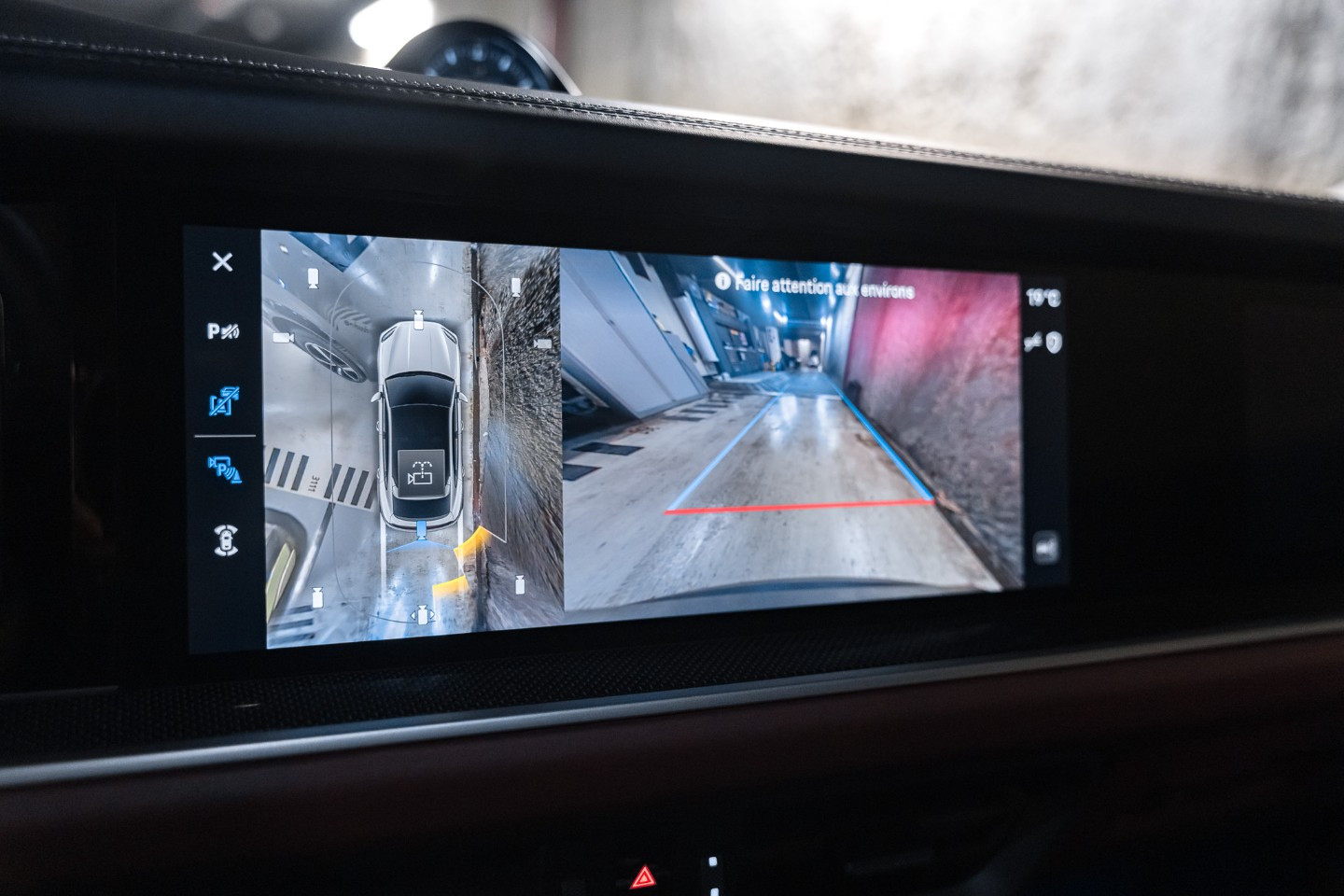 
                                                Voiture
                                                 Porsche Cayenne (III.II) Coupe E-Hybrid V6 3.0 470