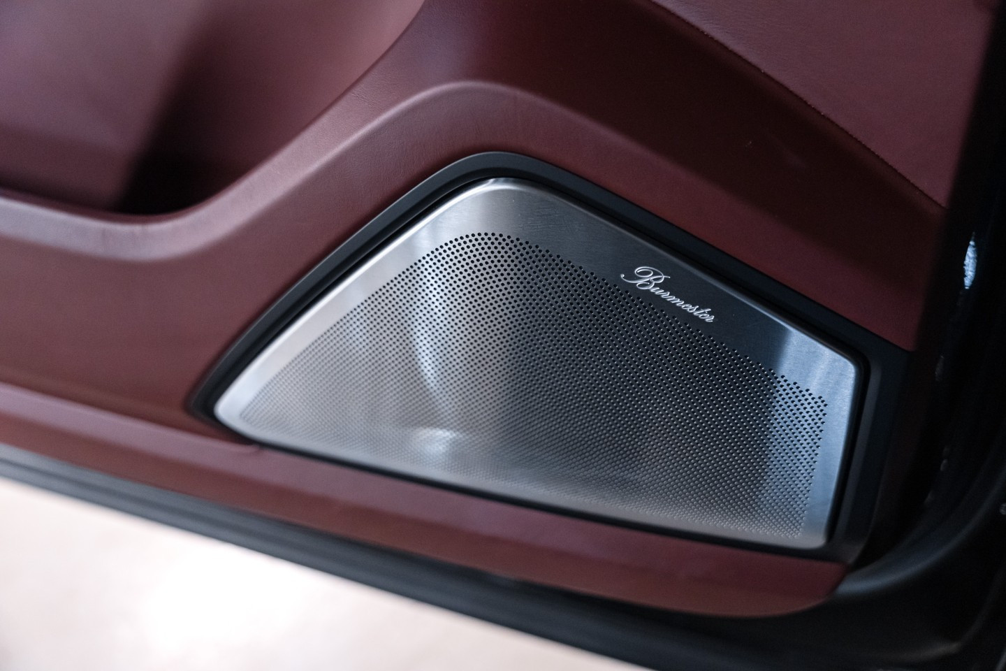 
                                                Voiture
                                                 Porsche Cayenne (III.II) Coupe E-Hybrid V6 3.0 470