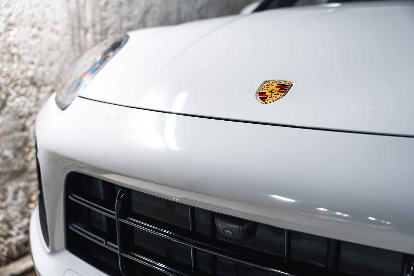 
                                                Voiture
                                                 Porsche Cayenne (III) V6 E-Hybrid Platinum Edition