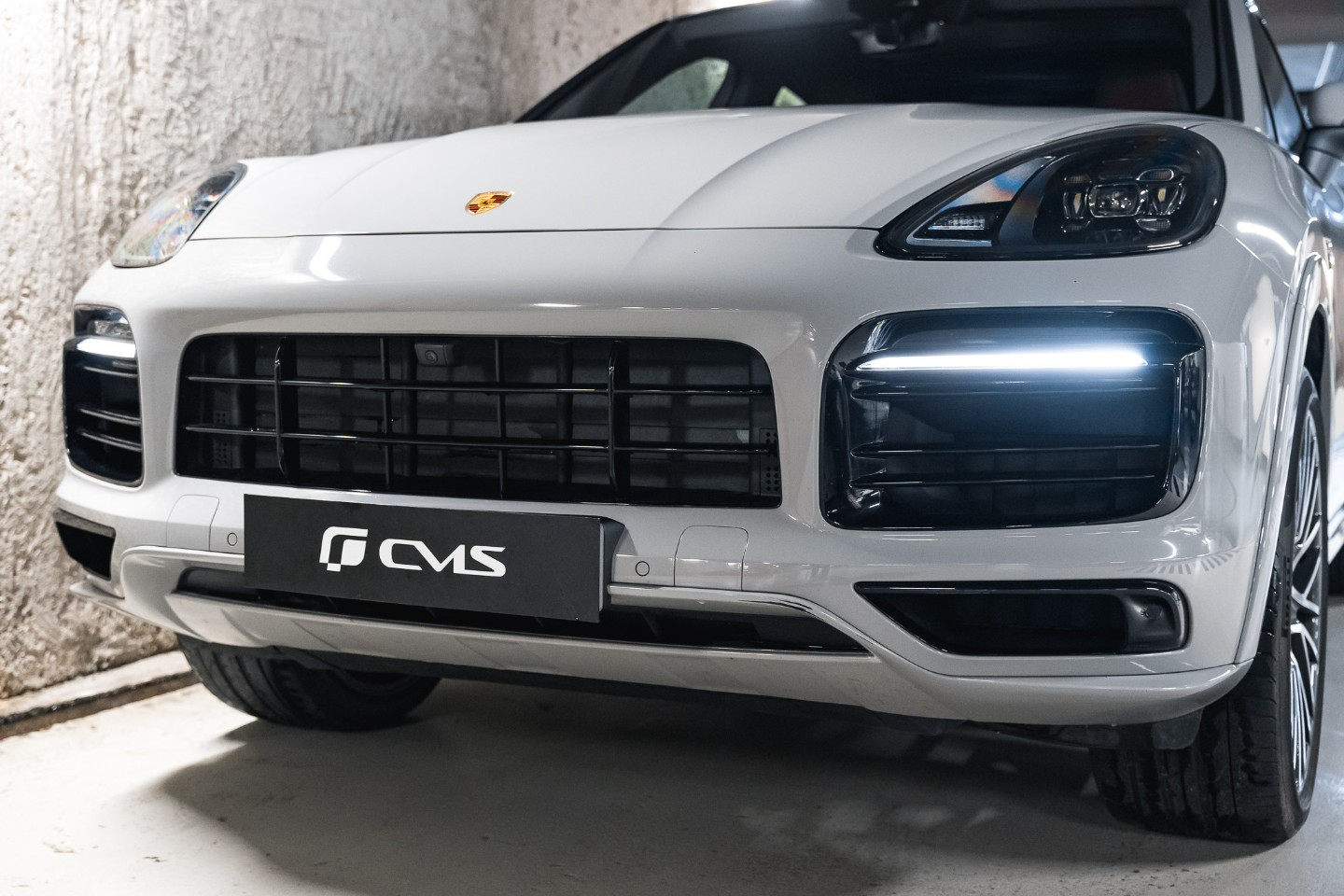 
                                                Voiture
                                                 Porsche Cayenne (III) V6 E-Hybrid Platinum Edition