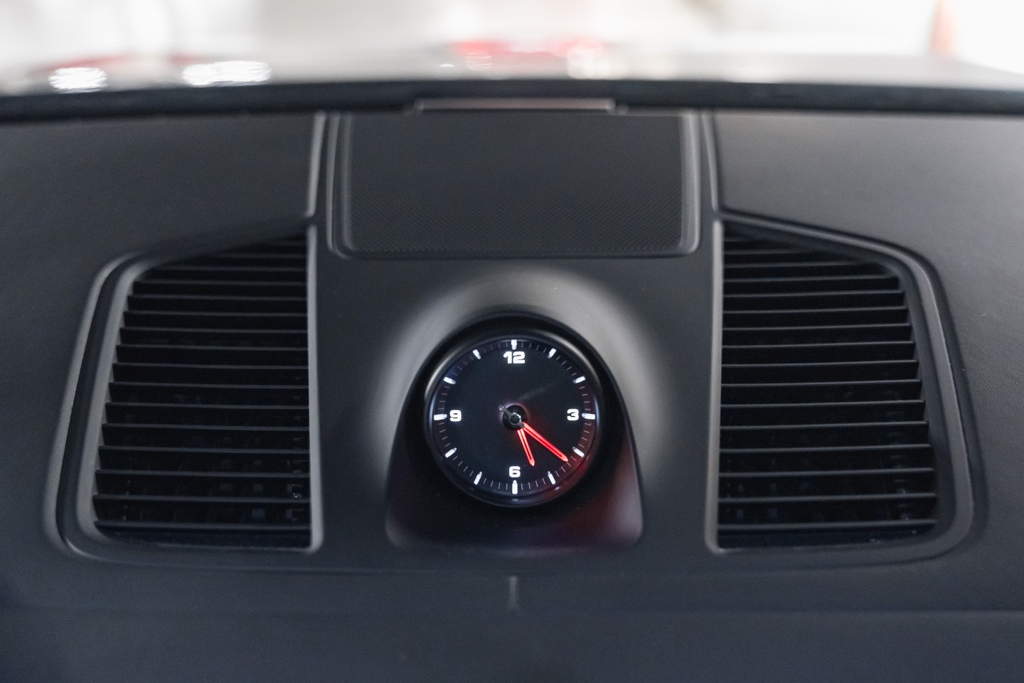 
                                                Voiture
                                                 Porsche Cayenne (III) V6 E-Hybrid Platinum Edition