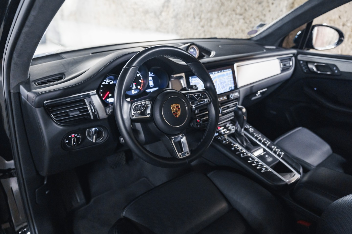 
                                                Voiture
                                                 Porsche Macan (I.II) Turbo V6 2.9 440