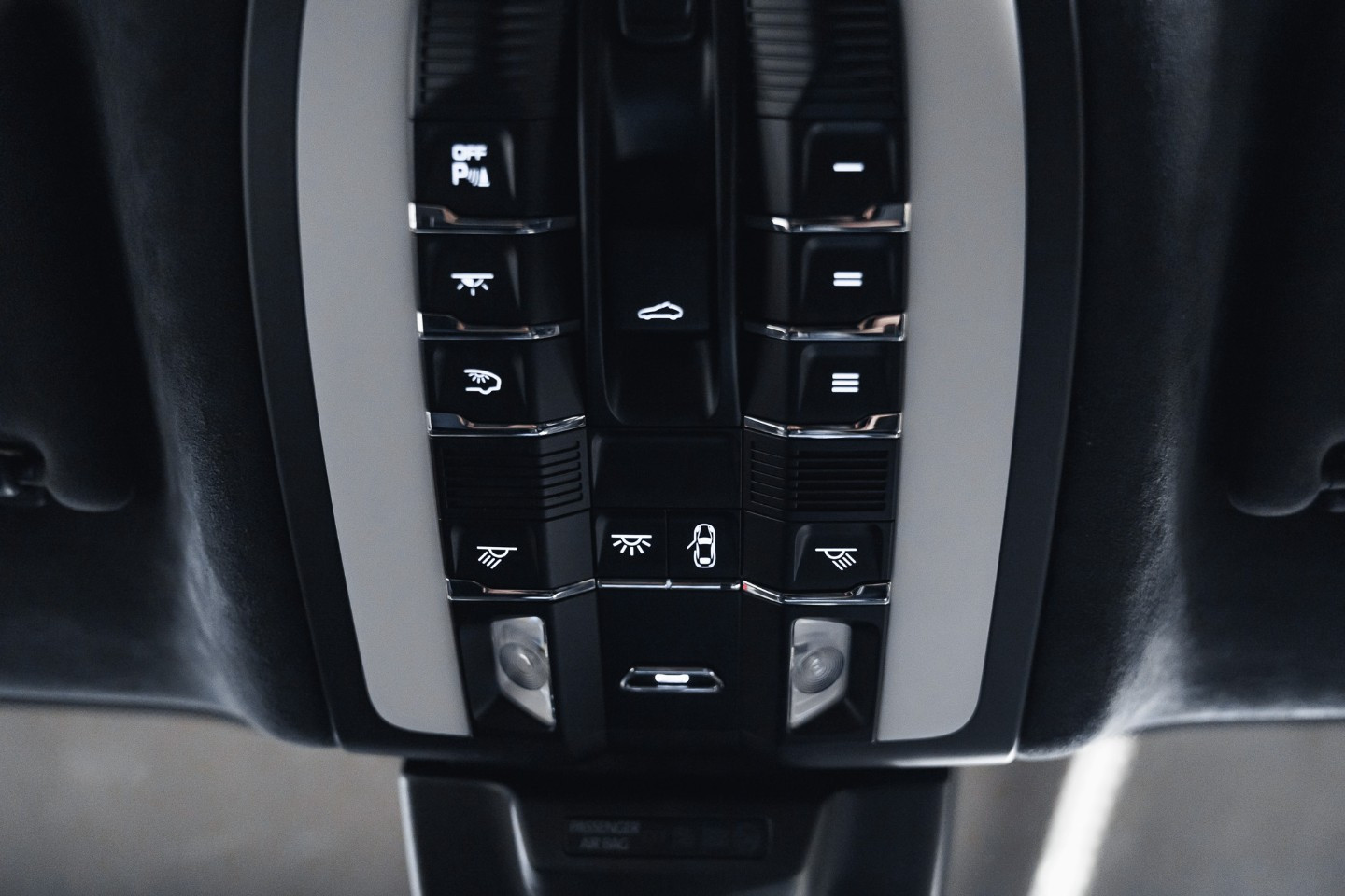 
                                                Voiture
                                                 Porsche Macan (I.II) Turbo V6 2.9 440