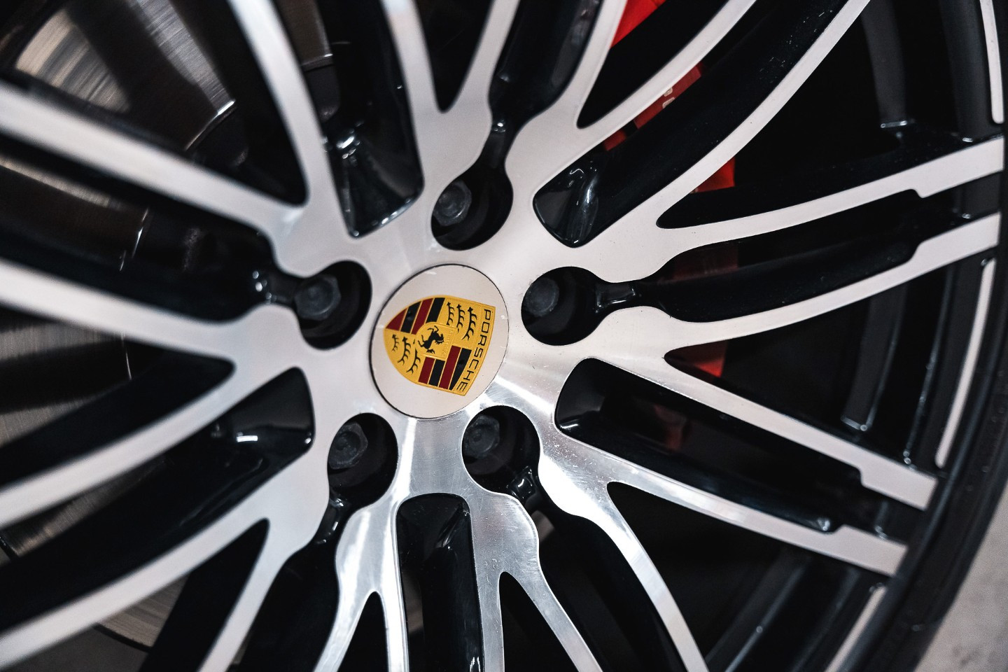 
                                                Voiture
                                                 Porsche Macan Turbo V6 3.6 400