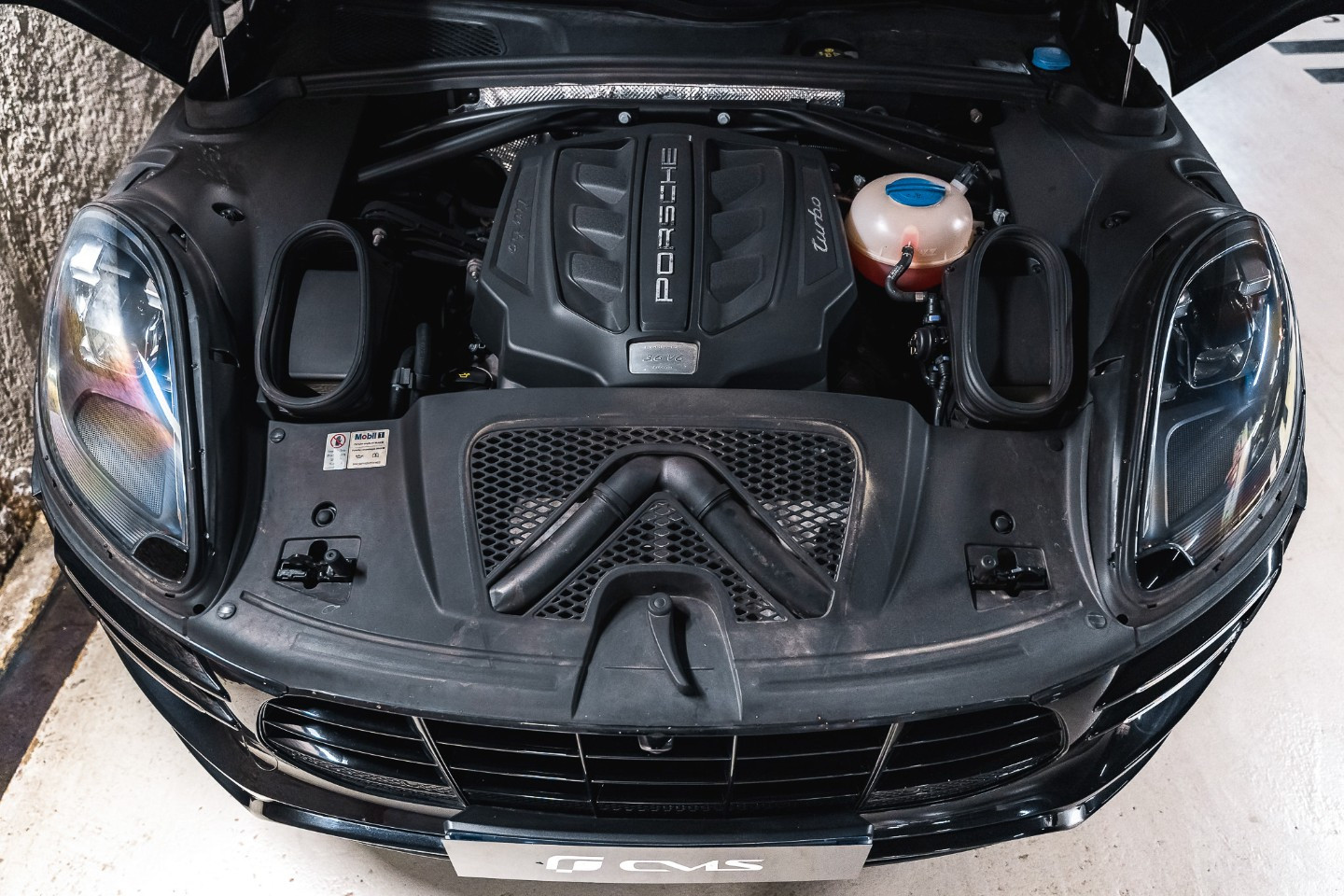 
                                                Voiture
                                                 Porsche Macan Turbo V6 3.6 400