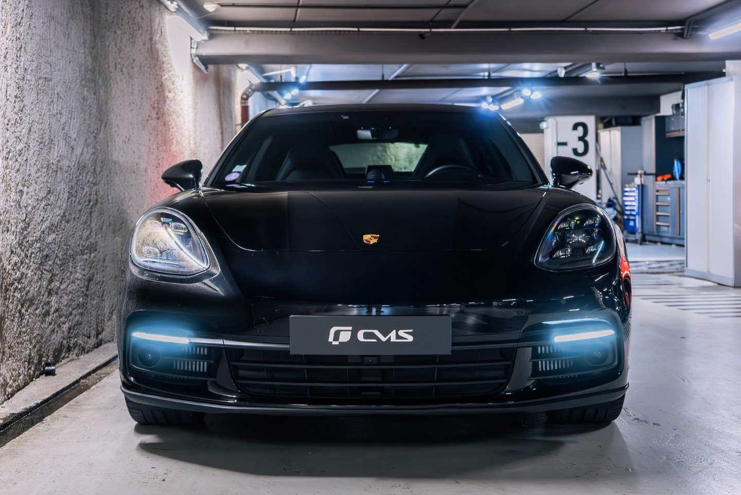
                                                Voiture
                                                 Porsche Panamera 4 E-Hybrid