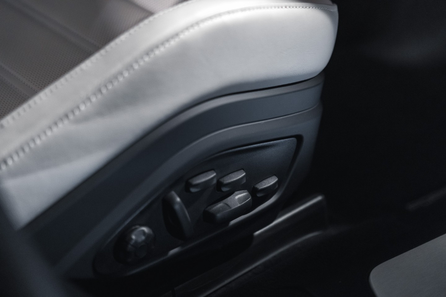 
                                                Voiture
                                                 Porsche Panamera (III.I) Turbo S E-Hybrid