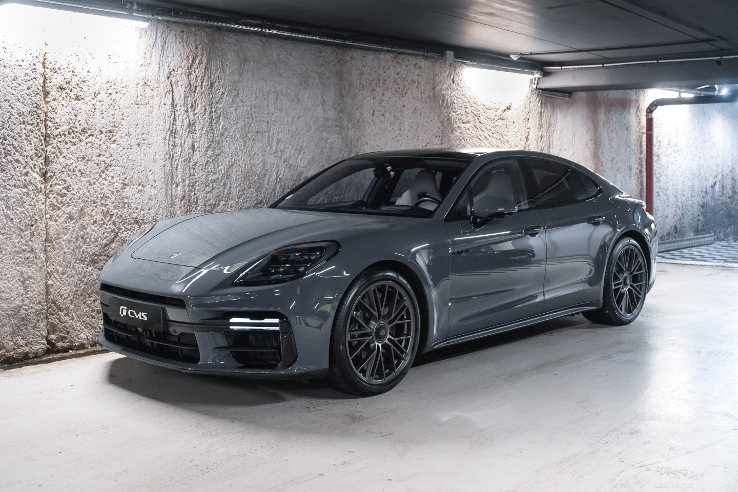 
                                                Voiture
                                                 Porsche Panamera (III.I) Turbo S E-Hybrid