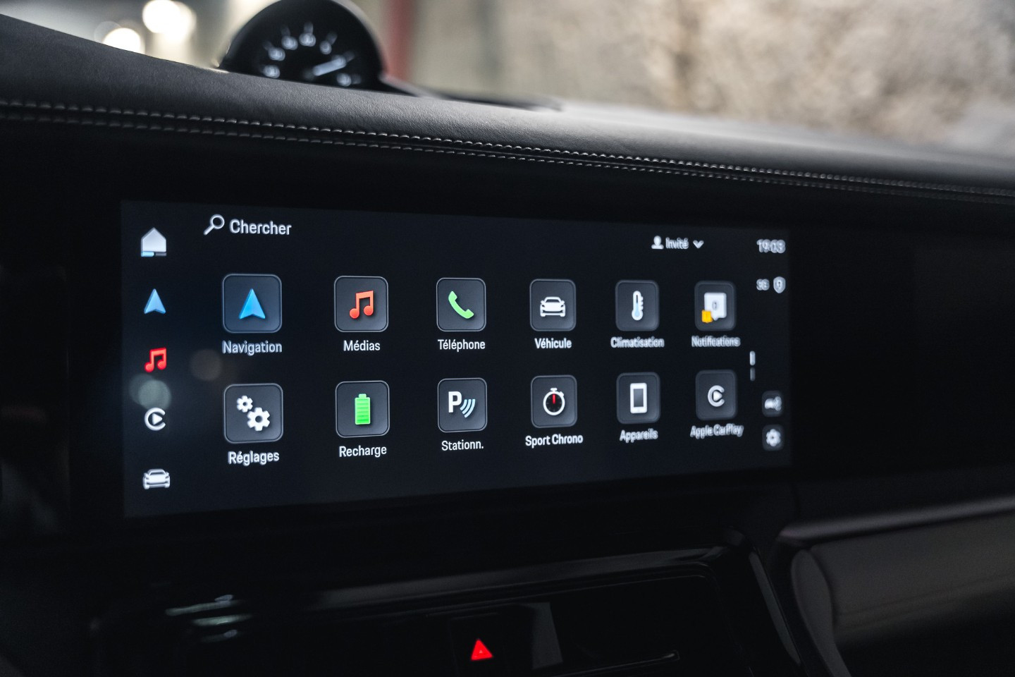 
                                                Voiture
                                                 Porsche Panamera (III.I) Turbo S E-Hybrid