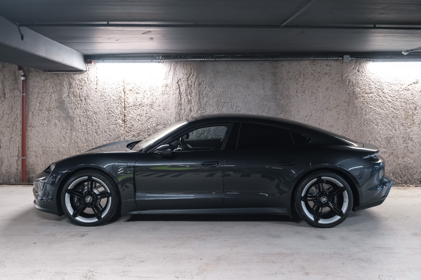 
                                                Voiture
                                                 Porsche Taycan
