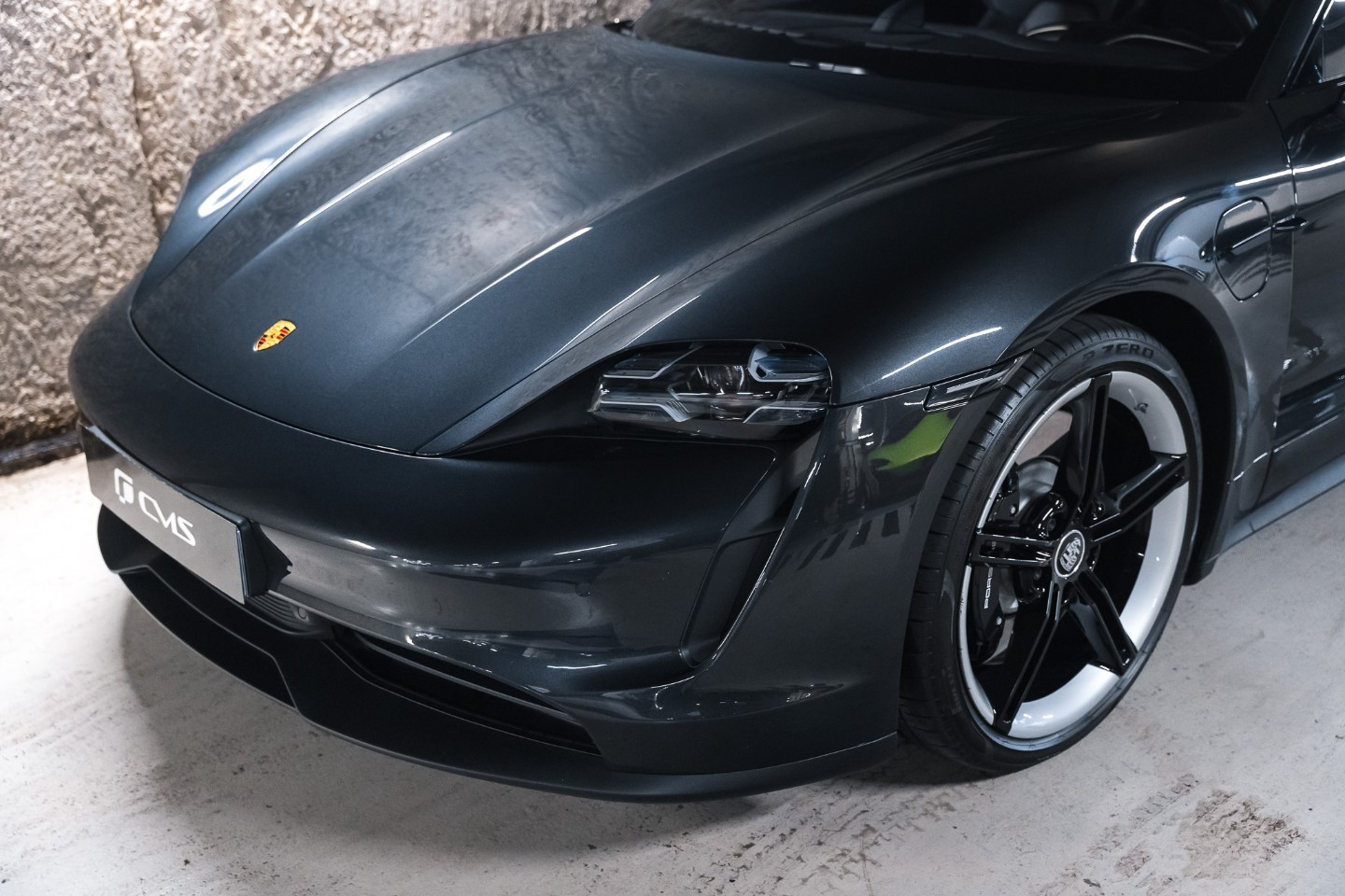 
                                                Voiture
                                                 Porsche Taycan