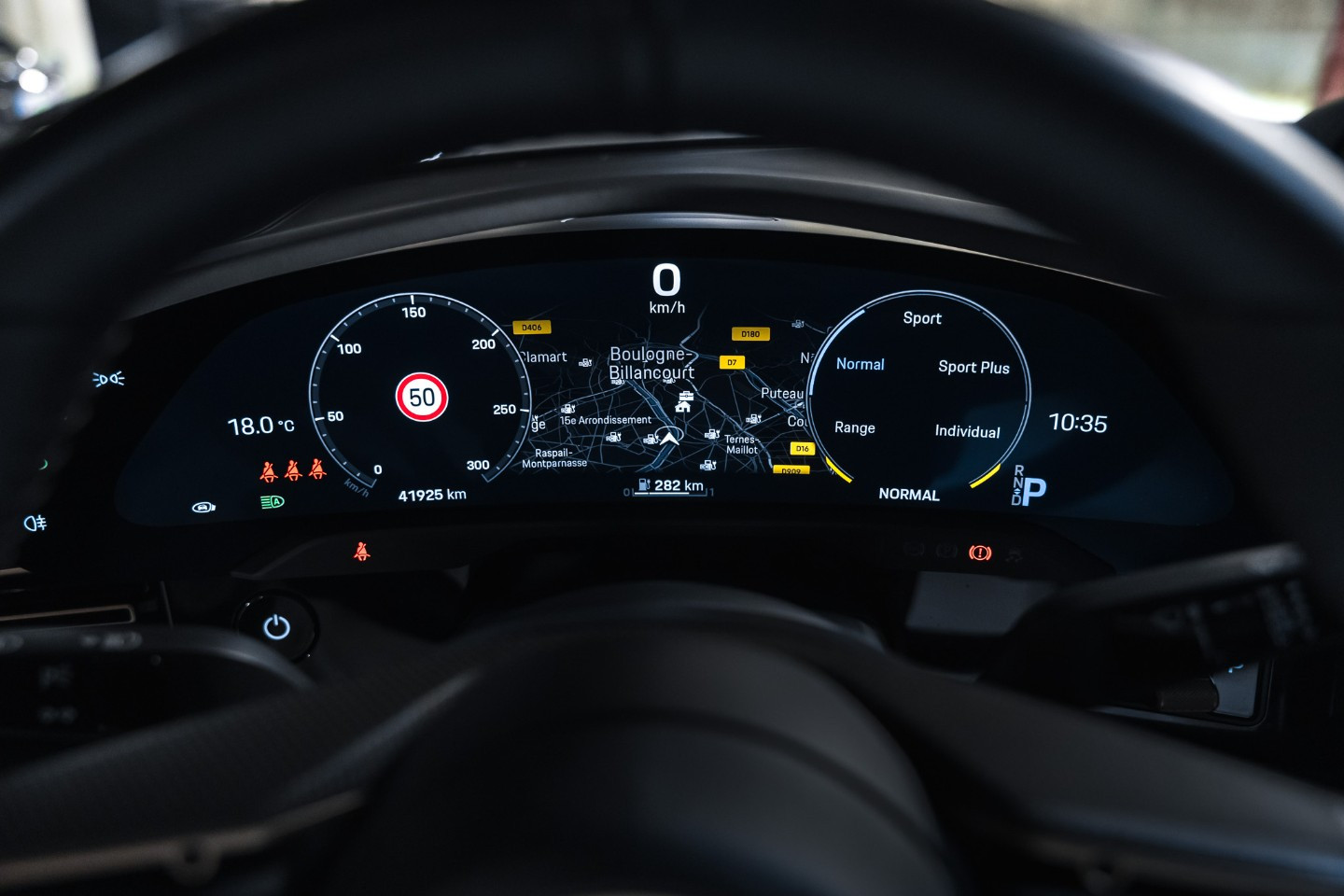 
                                                Voiture
                                                 Porsche Taycan