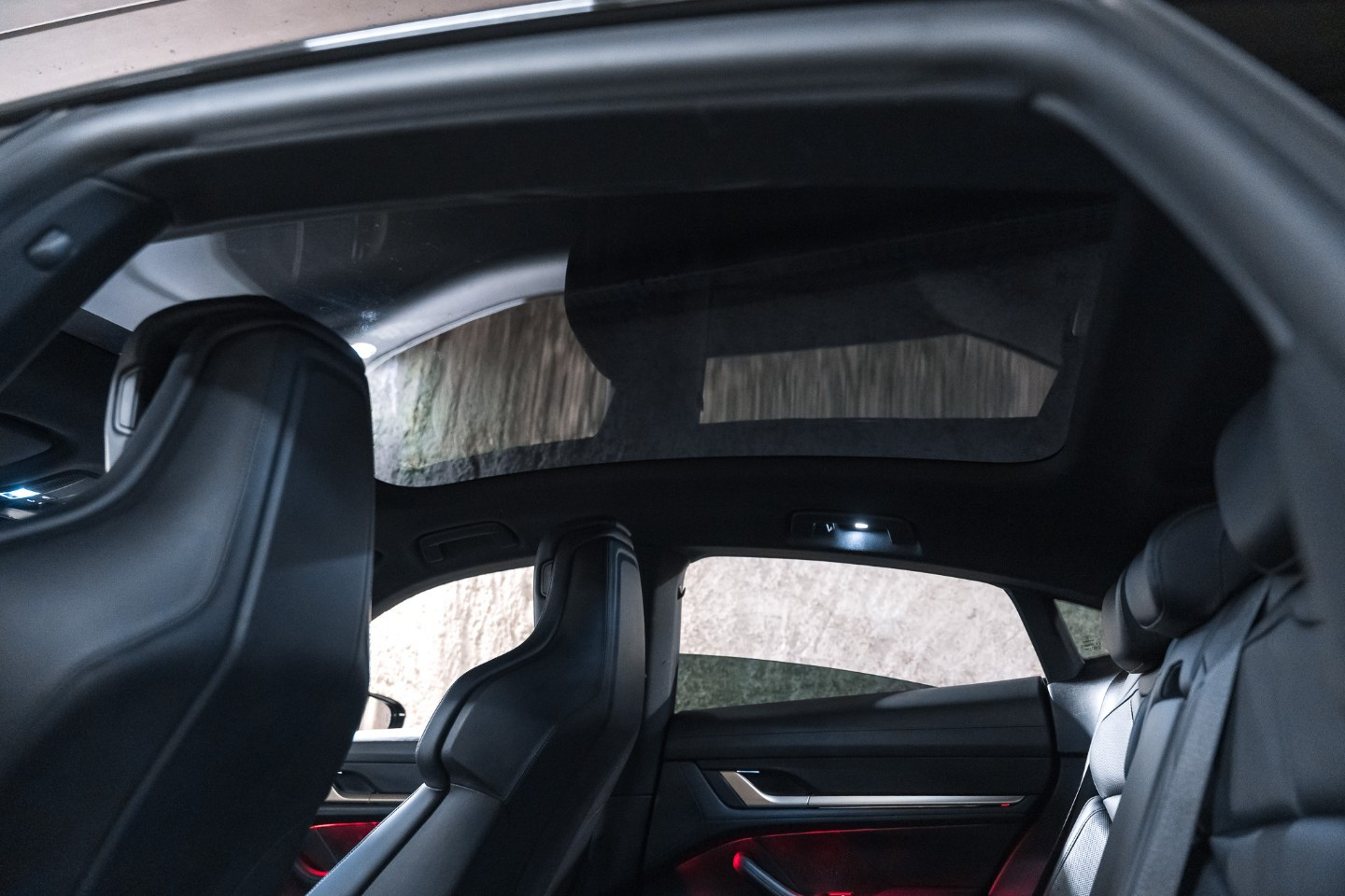 
                                                Voiture
                                                 Porsche Taycan