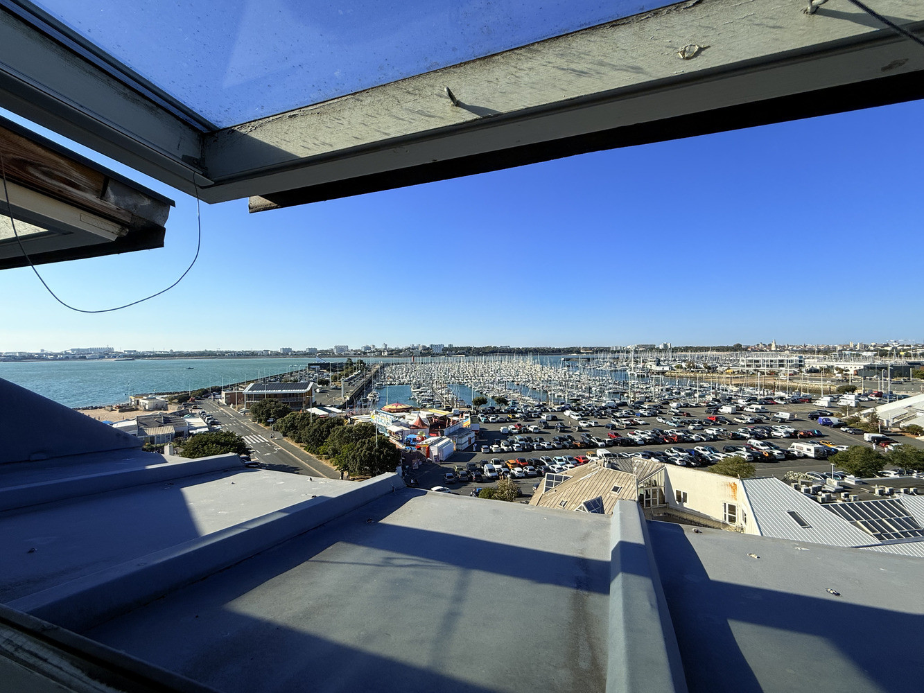 
                                                Vente
                                                 PORT DE PLAISANCE/MINIMES - AVEC BOX