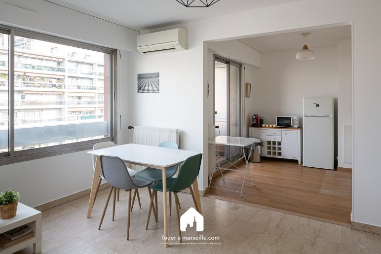 
                                                Location
                                                 Prado Saint Giniez