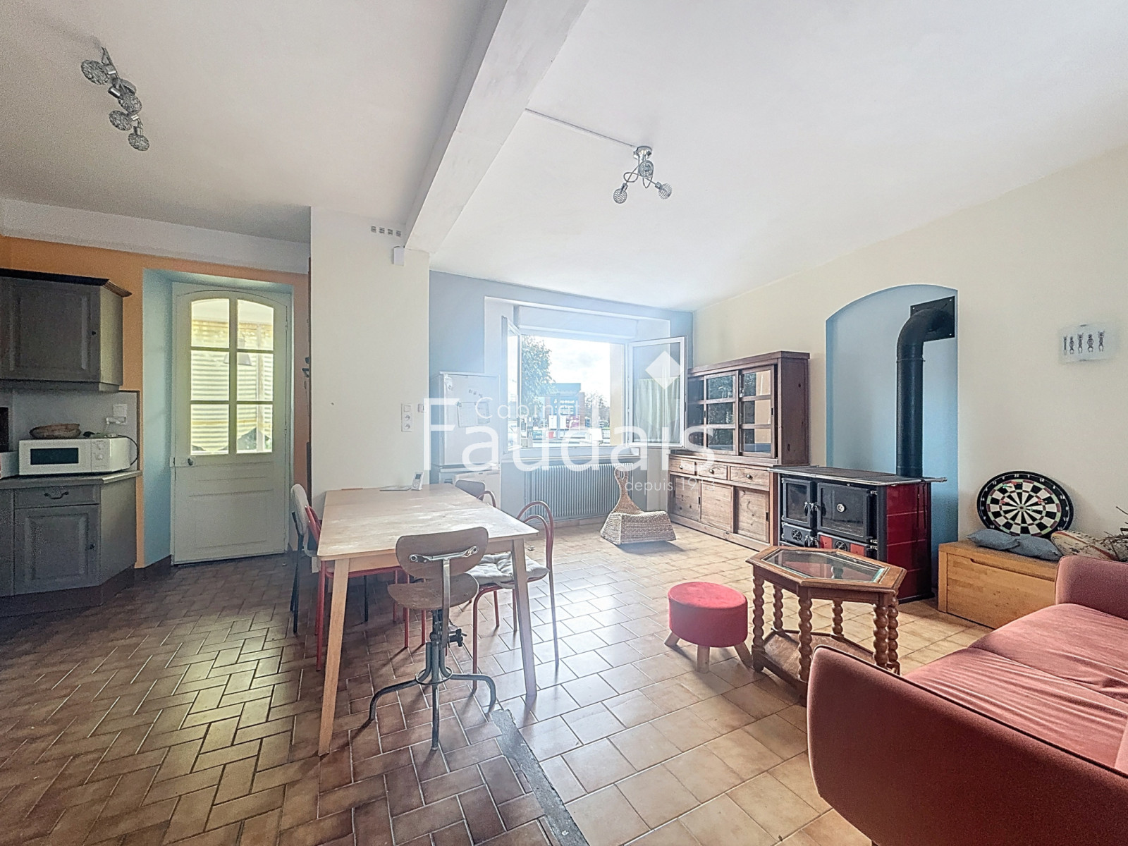 
                                                Vente
                                                 Proche SAINT LO maison de ville