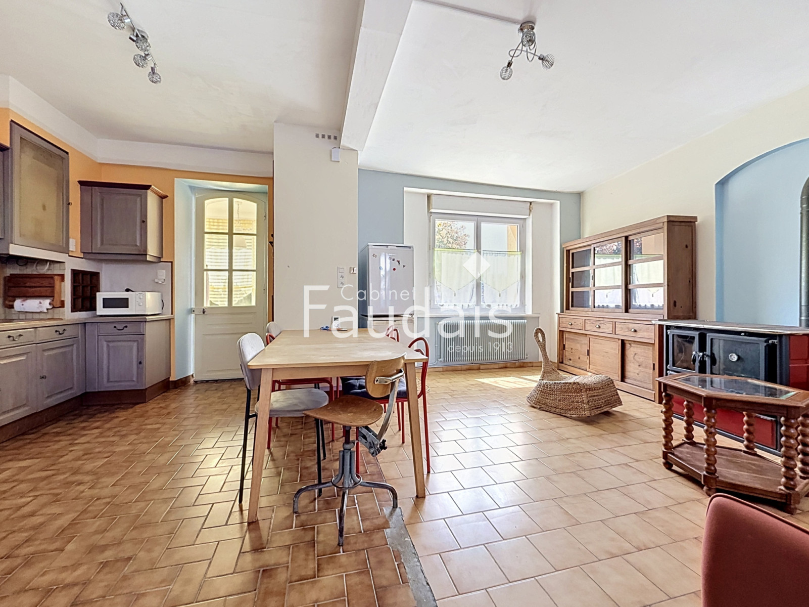 
                                                Vente
                                                 Proche SAINT LO maison de ville