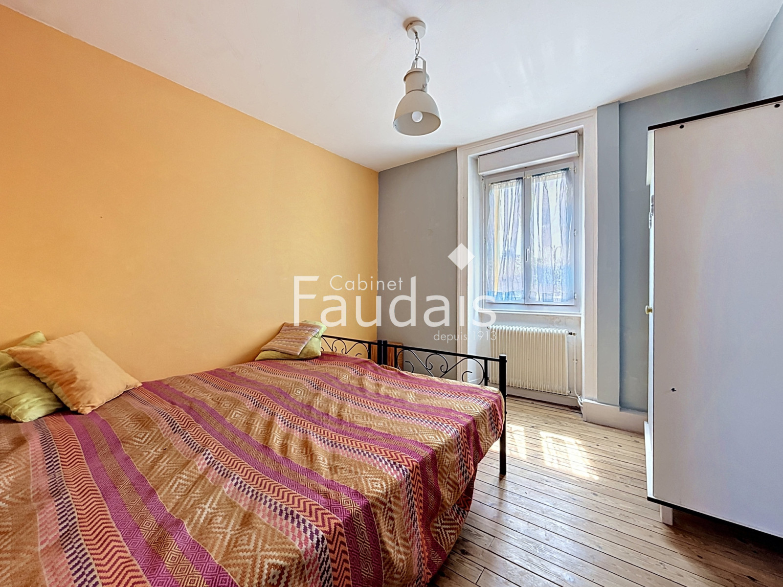 
                                                Vente
                                                 Proche SAINT LO maison de ville