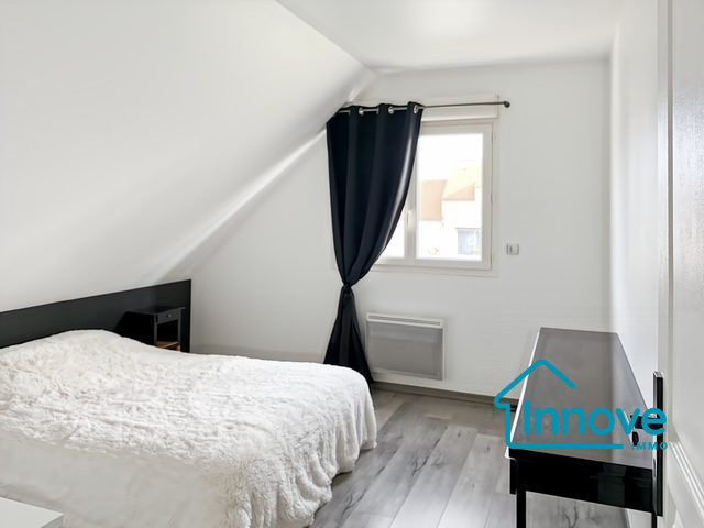 
                                                Vente
                                                 Proche Septeuil - Belle Maison Contemporaine