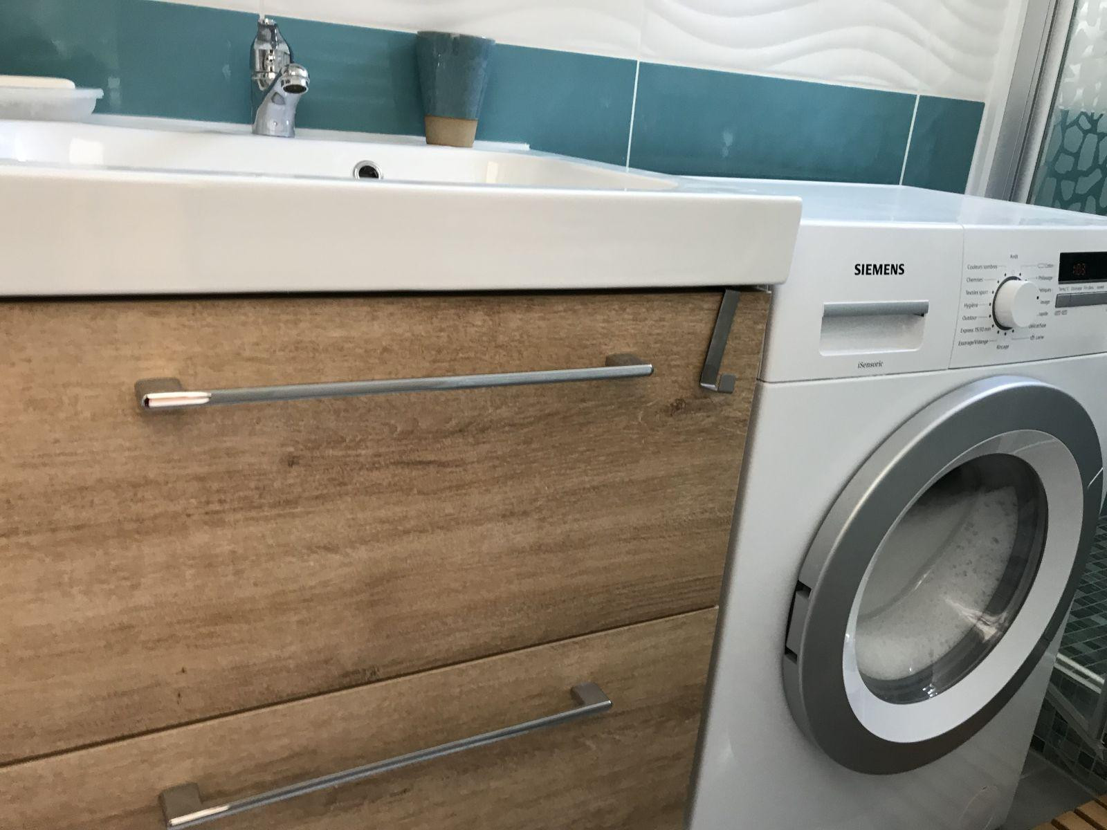 
                                                Location
                                                 Proche ST Serge- centre Angers lumineux et calme